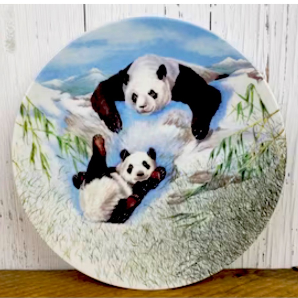 W L George Plates - The Secret World of the Panda